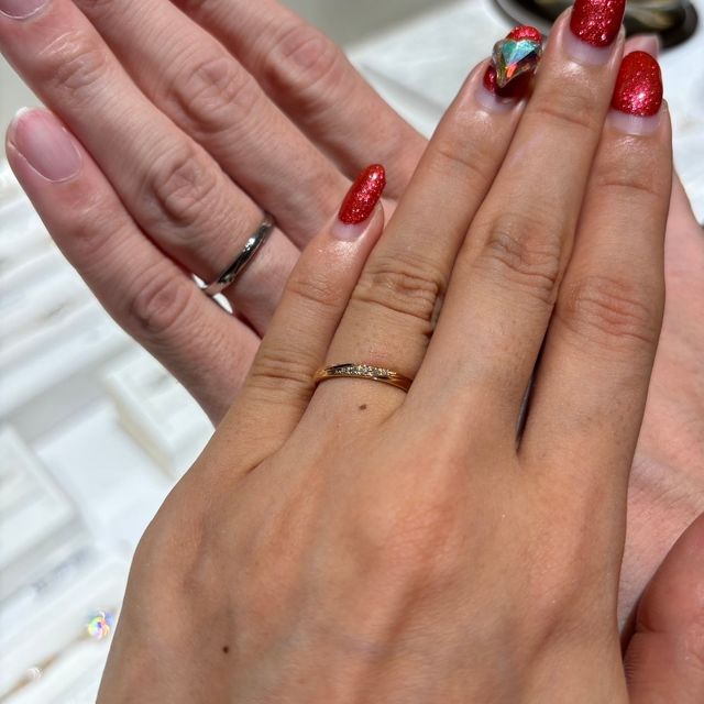 【アイプリモ(I-PRIMO)の口コミ】 婚約指輪をアイプリモでいただいたので、やっぱり同じブランドですと重ね…