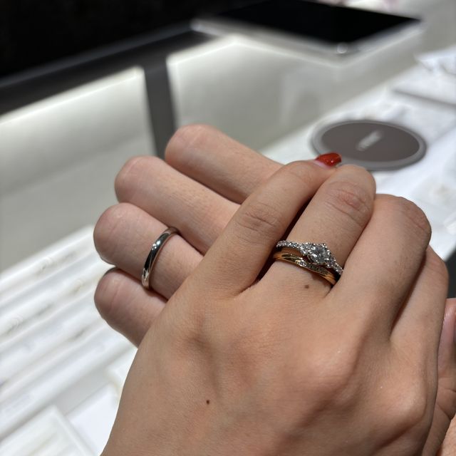 【アイプリモ(I-PRIMO)の口コミ】 シンプルな形状で少しだけデザインが入ってる形が気に入りました。
他の海…