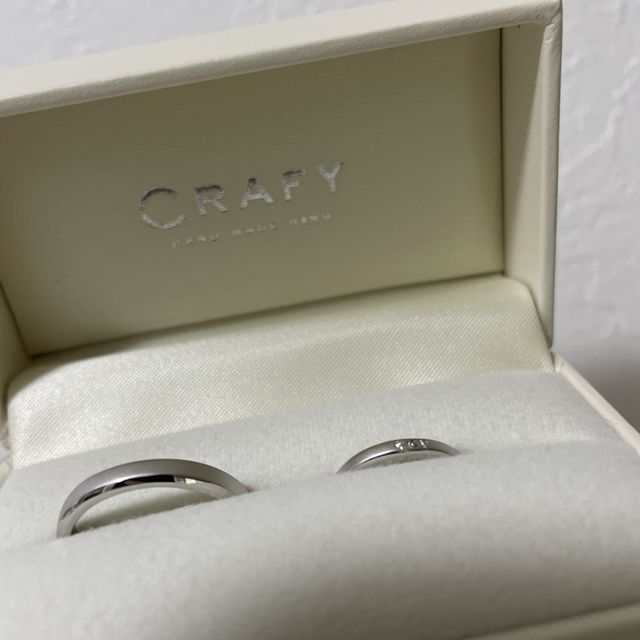【CRAFY(クラフィ)の口コミ】 デザイン、宝石などをかなり細かく自分の好きなように作成できた。手作り…
