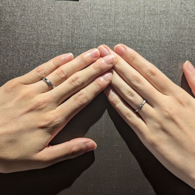 【TANZO.(鍛造指輪)の口コミ】 ギラつきすぎないスターダスト加工を好みの位置に入れられたところが最も…