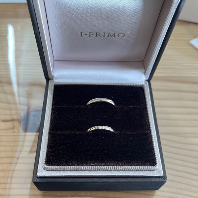 【アイプリモ(I-PRIMO)の口コミ】 他にはない色味で、ペールブラウンでオーダーしました。私はゴールドをつ…