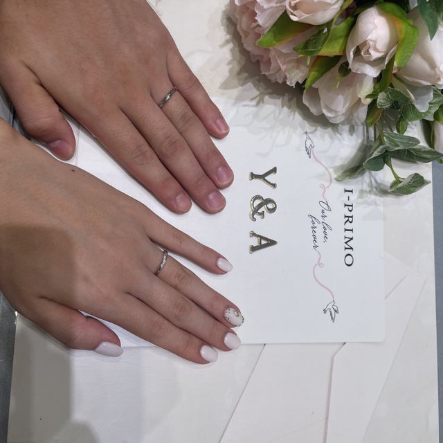 【アイプリモ(I-PRIMO)の口コミ】 サイトの写真だとキラキラが強く見えますが、着用すると手に馴染んで上品…