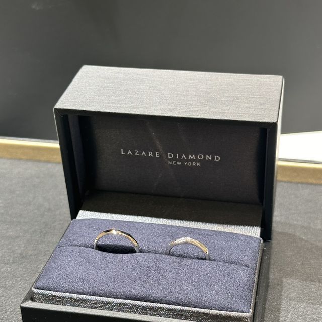 【ラザール ダイヤモンド(LAZARE DIAMOND)の口コミ】 リングの形、ダイヤの輝き、着け心地、全てが理想的で一目惚れで決めまし…