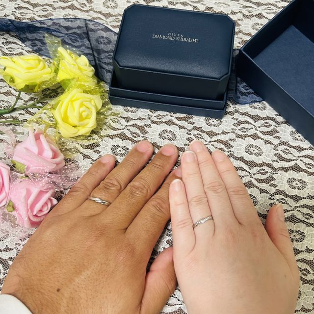 【銀座ダイヤモンドシライシの口コミ】 ウイッシングフラワーという指輪です。願いの花。幸せな瞬間に美しく舞う…