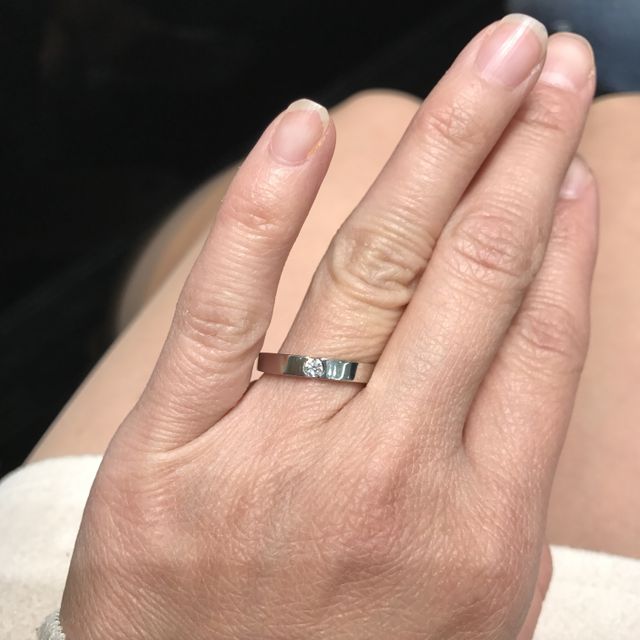 【ラザール ダイヤモンド(LAZARE DIAMOND)の口コミ】 一石ダイヤで勝負できる上、シンプルながら洗練されたデザインがとても気…