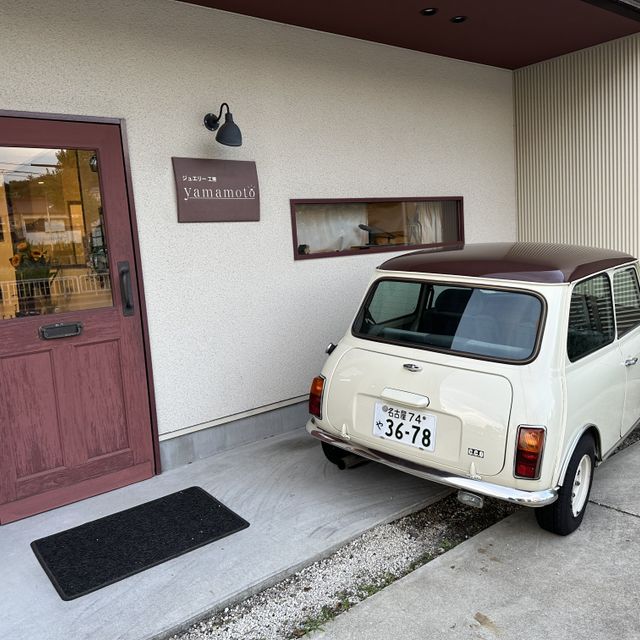 【ジュエリー工房 YAMAMOTOの口コミ】 【指輪のデザインについて】
指輪の素材はイエローゴールドを使用していま…