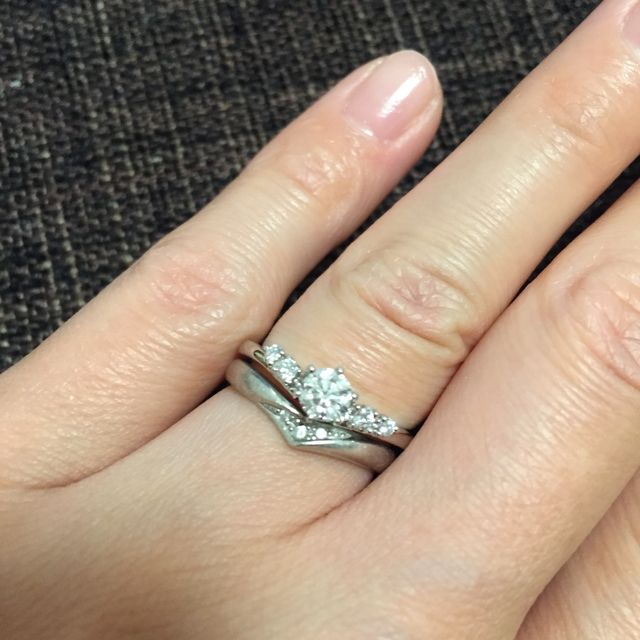 【アイプリモ(I-PRIMO)の口コミ】 デザインはもちろんですが、指輪との出会いはどのダイヤを使うかによって…