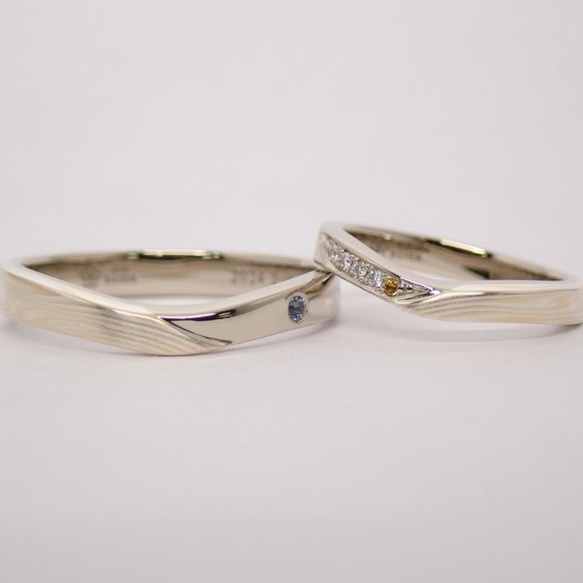 【杢目金屋(もくめがねや)の口コミ】 なんといっても他にはない個性的なデザインが魅力的です。また、ふたりで…