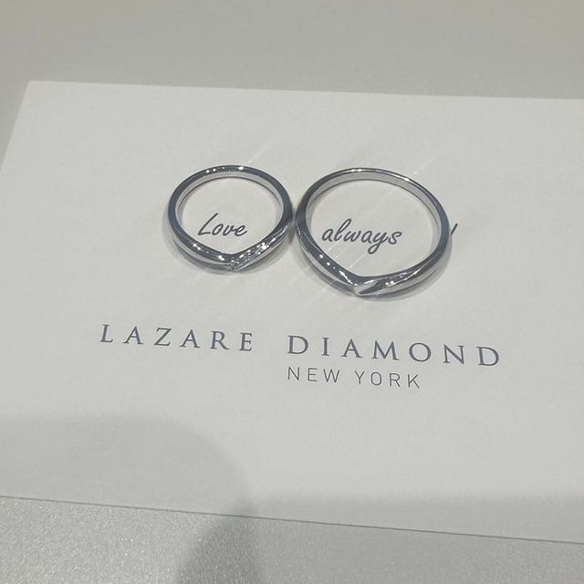【ラザール ダイヤモンド(LAZARE DIAMOND)の口コミ】 女性用の指輪はデザインが豊富で選びやすかったけど男性用の指輪はなかな…