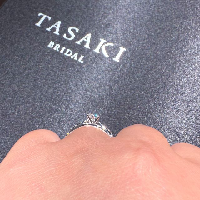 【TASAKI(タサキ)の口コミ】 地金が見えずにきらきらに輝く指輪が良かったのでパヴェダイヤのついたリ…