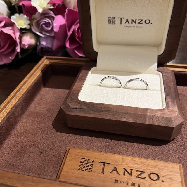 【TANZO.(鍛造指輪)の口コミ】 色々なデザインを見ながら、自分たちが良いと思うデザインの指輪ができて…