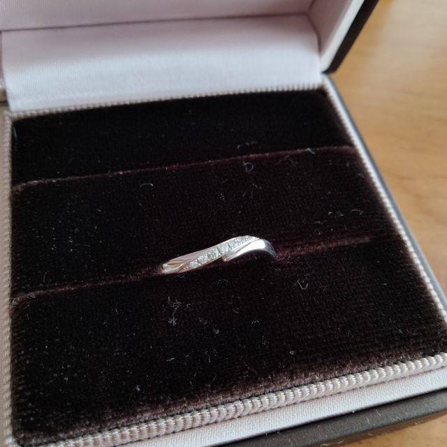 【アイプリモ(I-PRIMO)の口コミ】 このお店で何十本も試着した中で、一番つけ心地が良いことです。仕事をし…