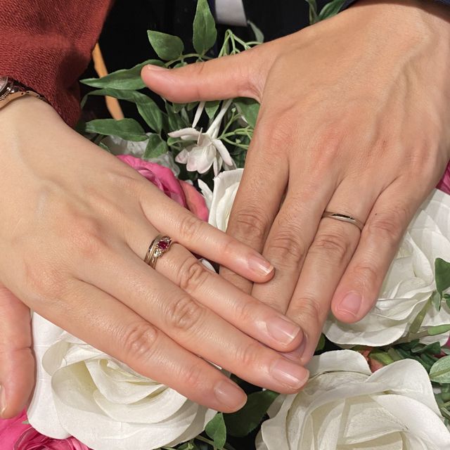 【TANZO.(鍛造指輪)の口コミ】 指輪はすべてTANZOオリジナルのカラー「コーラルゴールド」でお願いしまし…