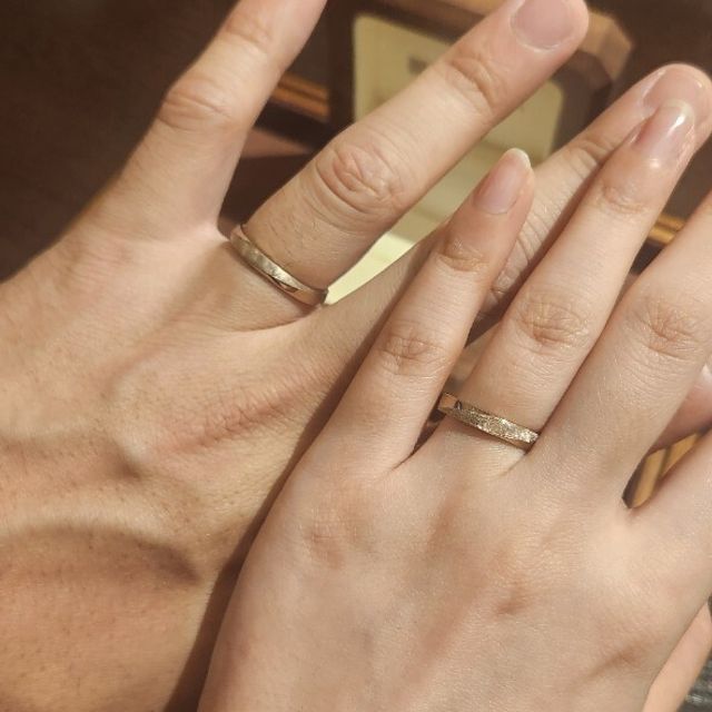 【TANZO.(鍛造指輪)の口コミ】 コーラルゴールドの指輪
鍛造作りで作りがしっかりしてる
オリジナルのデ…