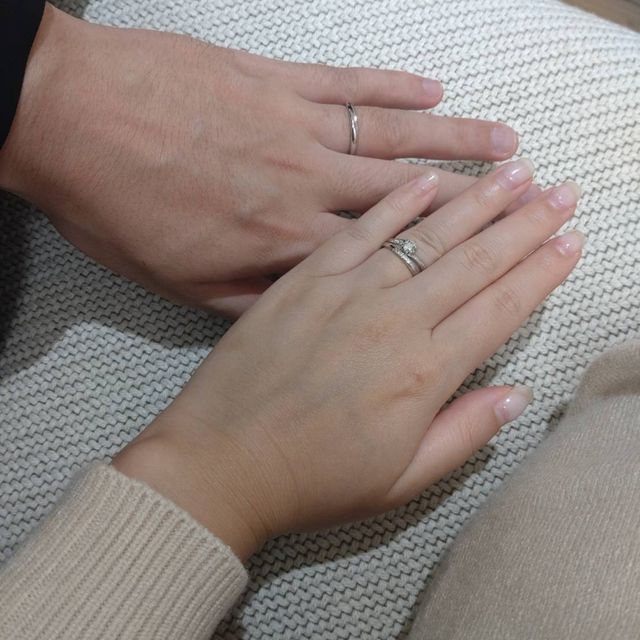 【出雲結(いずもゆい)の口コミ】 大手メーカーとはまた違ったデザインがありました。婚約指輪と結婚指輪が…