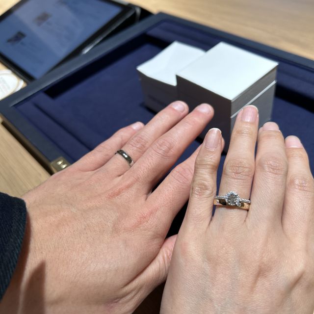 【ENUOVE(イノーヴェ)の口コミ】 クラシック感でありながら時代を感じさせないデザイン。
何歳になってもデ…