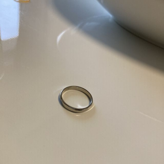 【BONDS(ボンズ)の口コミ】 シンプルかデザインで、どんな場面でも使えるところが良いところだと思い…