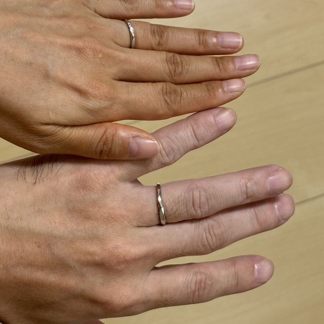 【RosettE(ロゼット)の口コミ】 指にフィットするので、付け心地が良いです。
指輪がスリムなので、小さい…