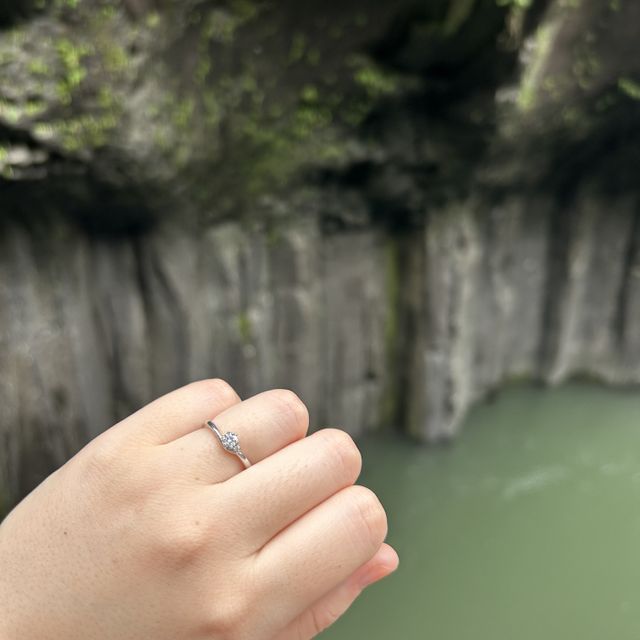 【アイプリモ(I-PRIMO)の口コミ】 V字になっているので指を長く見せてくれるのが1番のオススメポイントです…