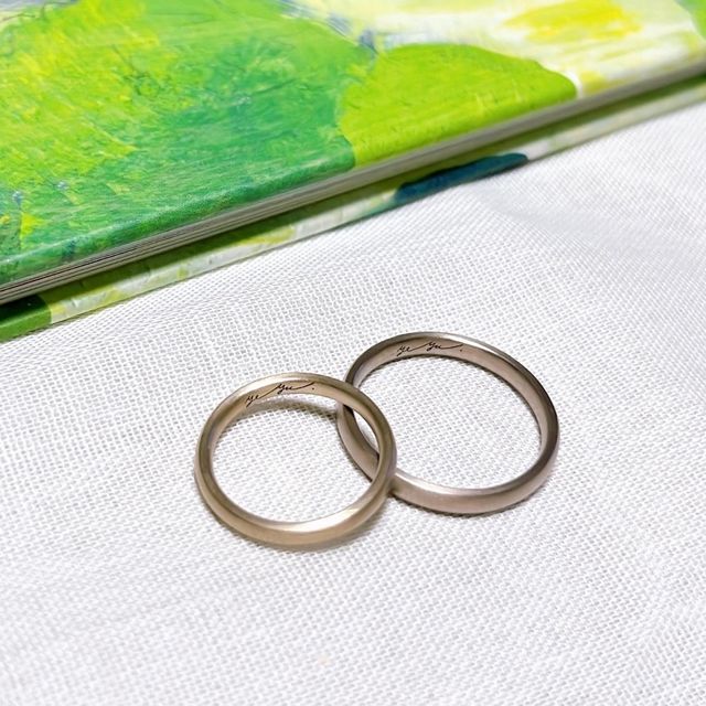 【mina.jewelry(ミナジュエリー)の口コミ】 色々カスタマイズは可能でしたが、比較的シンプルなデザインでお願いしま…