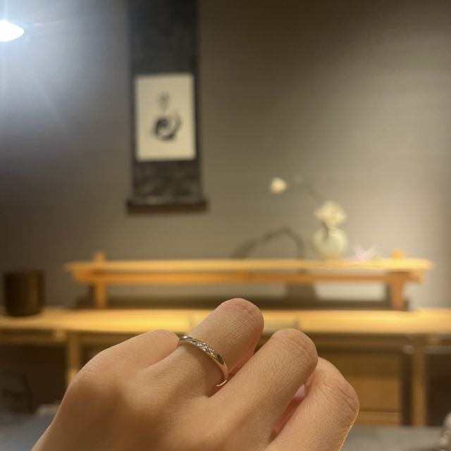 【TOMOE(トモエ)の口コミ】 プラチナとピンクゴールドの組み合わせがシルバーアクセサリーやゴールド…