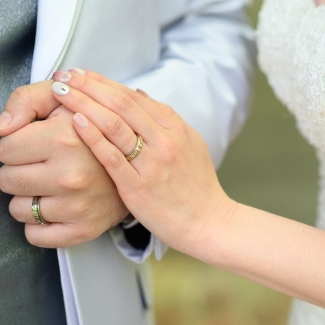 【N.Y.NIWAKA(ニューヨークニワカ)の口コミ】 ブランドの代表作リューズ。プラチナとピンクゴールド2層のリングが時計の…