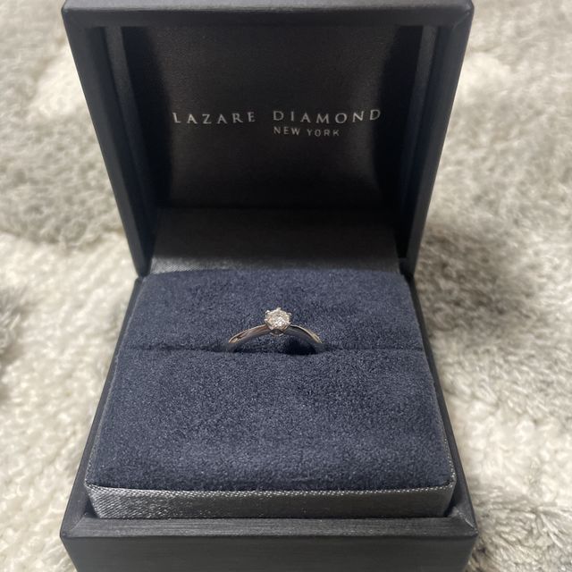 【ラザール ダイヤモンド(LAZARE DIAMOND)の口コミ】 サプライズで婚約者には相談せずに男の感性で選びました。ダイヤモンドが…