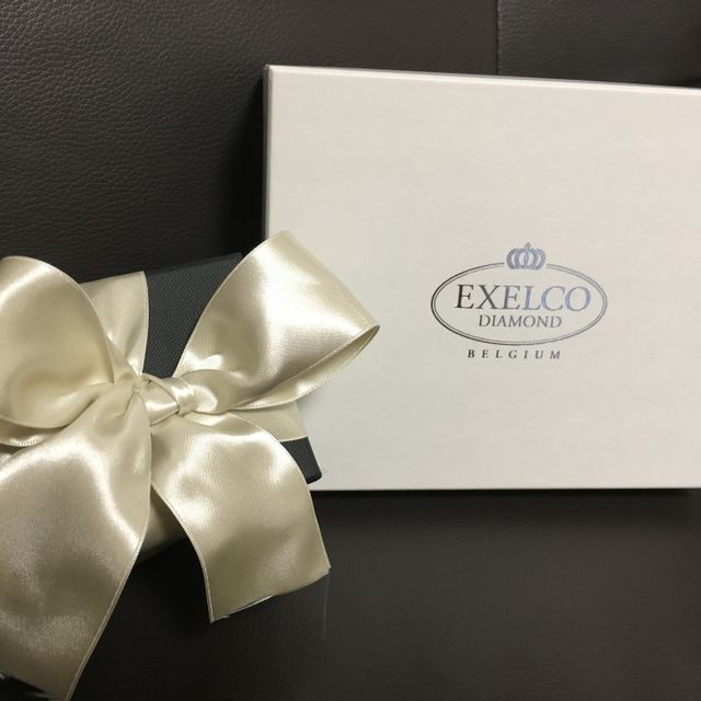 【エクセルコダイヤモンド(EXELCO DIAMOND)の口コミ】 シンプルなものがよかった。ただ、女性らしく少し輝きも欲しかったので、…