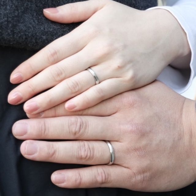 【出雲結(いずもゆい)の口コミ】 シンプルなのでスーツから普段着までどんな服装にも合い、ずっと付けてい…