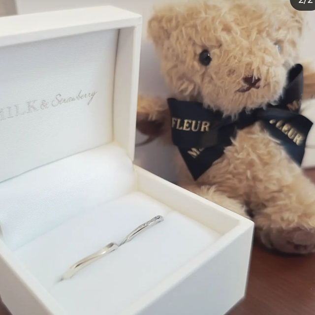 【MILK&Strawberry(ミルクアンドストロベリー)の口コミ】 ピンクダイヤが入っている指輪を探していてこちらのブランドにしました。…