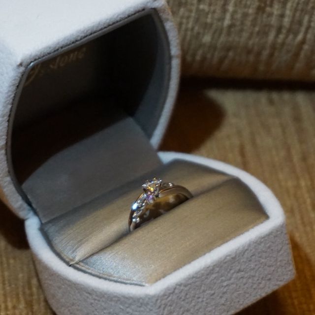 【I's stone(アイズストーン)の口コミ】 スタイリッシュなんだけど、可愛い。可愛い過ぎずにスタイリッシュ。そん…