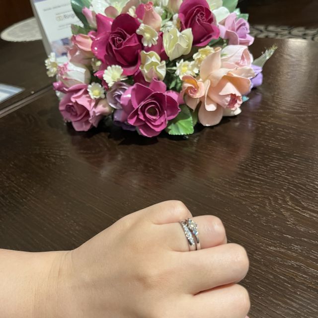 【TANZO.(鍛造指輪)の口コミ】 指輪のデザインは彼女と一緒に考えて選びました。カタログや実際に実物を…