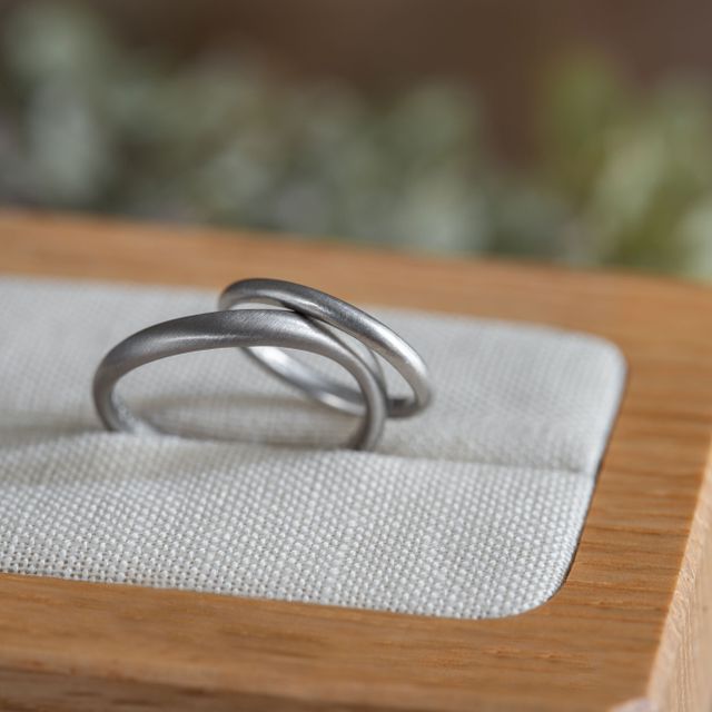 【Cayof(カヨフ)の口コミ】 ・着け心地が良く毎日でも身につけたい。
・色合いがナチュラルで日常に馴…