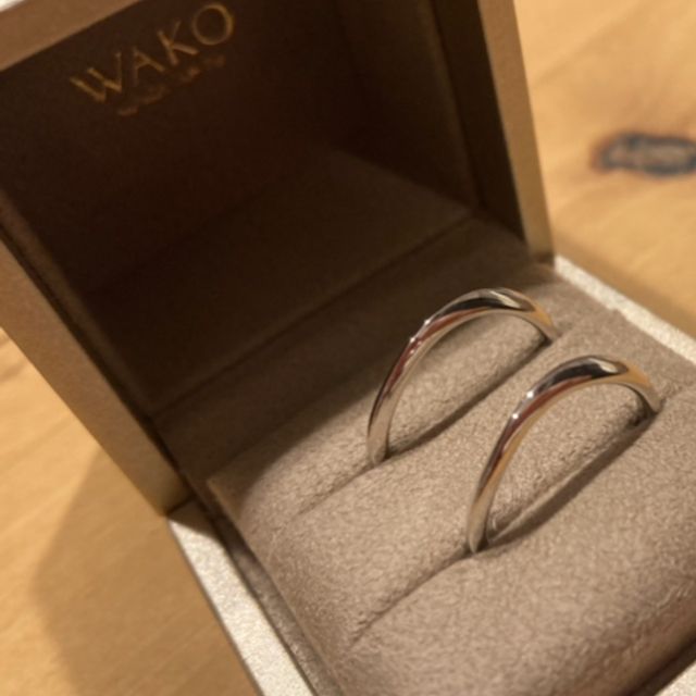 【和光ブライダルブティックギンザの口コミ】 彼はまだ結婚していないのに既に気に入って付けいています。
全身の姿見で…