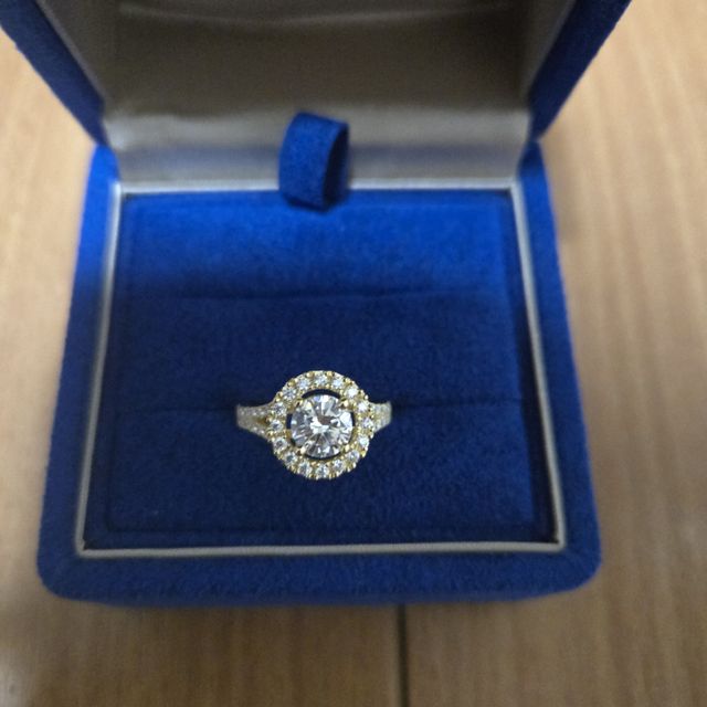 【BRILLIANCE+(ブリリアンスプラス)の口コミ】 大きいダイヤをコスパよく手に入れたい人におすすめです。孫代まで受け継…