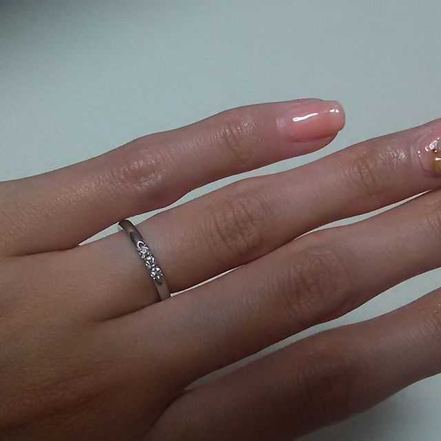 【MIKIMOTO(ミキモト)の口コミ】 婚約指輪がミキモトだったので婚約指輪と重ね付けができるように結婚指輪…