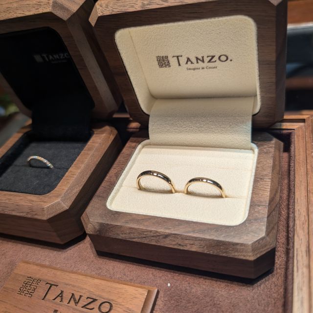 【TANZO.(鍛造指輪)の口コミ】 鍛造製法で丈夫で長く使えるので普段からつけっぱなしにしやすい。
日本で…