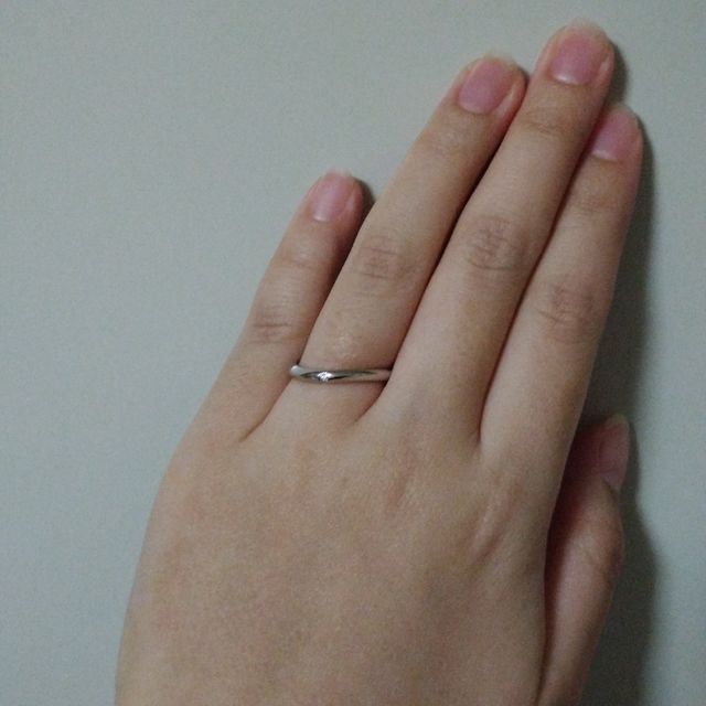 【CRAFY(クラフィ)の口コミ】 ウェーブとひねりの技法を組み合わせた難しいデザインでしたが、少しシャ…