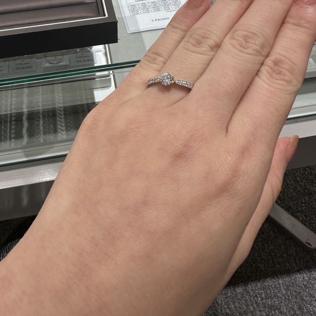 【アイプリモ(I-PRIMO)の口コミ】 何も分からない状態で色々な種類なものを見せてもらいましたが、こちらの…