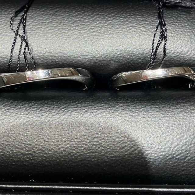 【ラザール ダイヤモンド(LAZARE DIAMOND)の口コミ】 デザインに新鮮みのあるウェーブリングを探していた時に、こちらのリング…