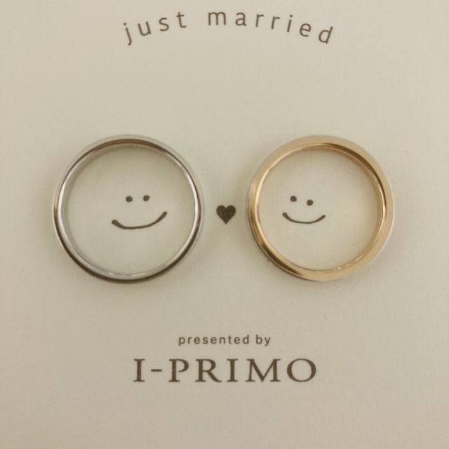 【アイプリモ(I-PRIMO)の口コミ】 女性モノの方はシルバーとゴールドが入っていて
とても可愛い！
指輪1周に…