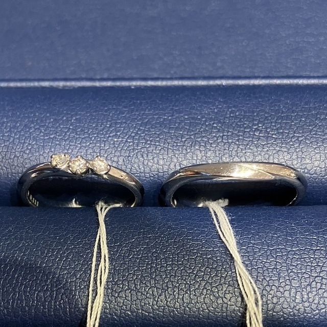 【銀座ダイヤモンドシライシの口コミ】 他と被らないデザインの、ウェーブリングが気になっていた時に、こちらの…