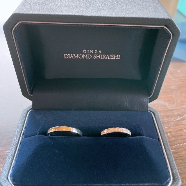 【銀座ダイヤモンドシライシの口コミ】 鍛造製法で作られた、キズや変形に強い指輪を選びました。アノリューのシ…