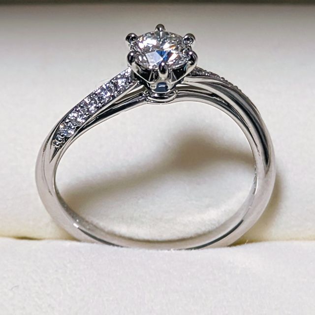 【ケイウノ ブライダル(K.UNO BRIDAL)の口コミ】 ディズニーのデザインかつ普段遣いでもキャラものとして目立たないとても…