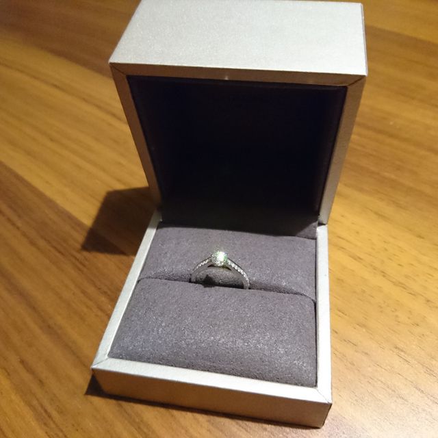 【ショーメ(CHAUMET)の口コミ】 もともとこのブランドのトルサードマリッジリングが気になっており訪問し…