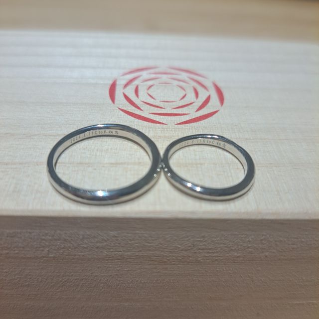 【出雲結(いずもゆい)の口コミ】 ダイヤモンドが埋め込まれていて、外に飛び出していないのでぶつけても傷…