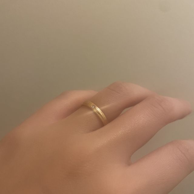 【FISCHER(フィッシャー)の口コミ】 シンプルでありながら、樹木の模様のようなデザインがあしらわれており、…