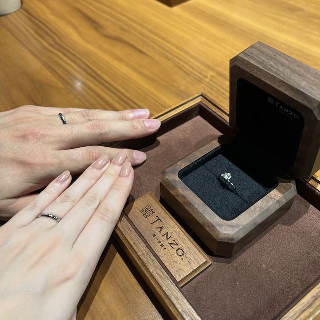 【TANZO.(鍛造指輪)の口コミ】 指輪自体が、よくフィットするし、肌にあたる部分のかどがキツくないので…