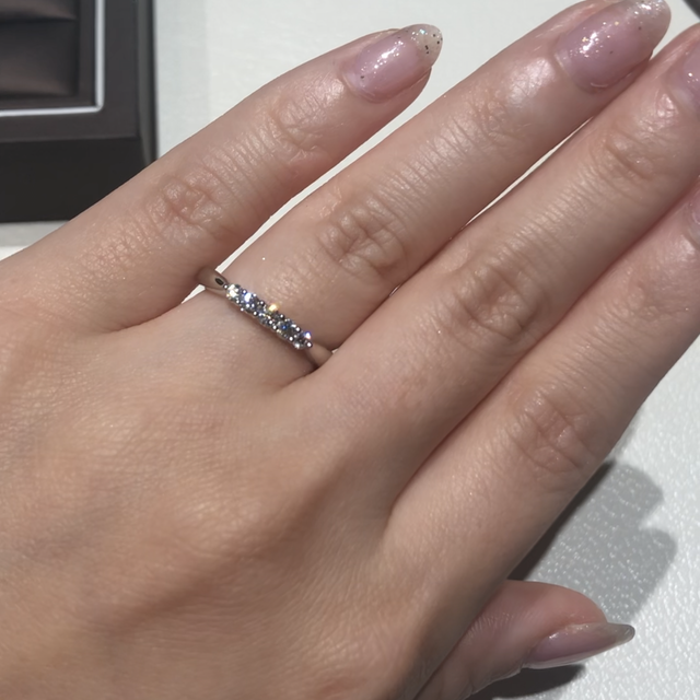 【アイプリモ(I-PRIMO)の口コミ】 ダイヤモンドがたくさんついているものがいいなと思い、スタッフさんにリ…