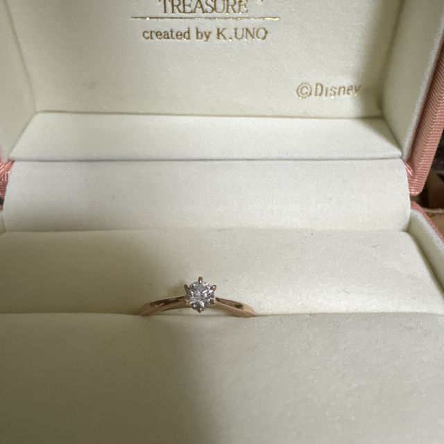 【ケイウノ ブライダル(K.UNO BRIDAL)の口コミ】 ディズニーが好きなお相手だったので、ディズニーデザインである事が一つ…